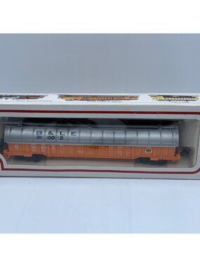 Bachmann HO Scale B & LE 31002 Model Train Car Orange/Silver with Box